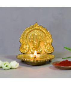Linga Bhairavi Lamp. Brass lamp. Strong and sturdy oil lamp