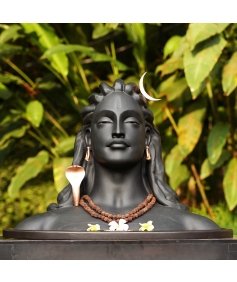 The Adiyogi statue with consecrated linga, 2 feet 5 inches in height