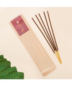 Hand rolled pure Nagachampa incense/agarbatti (Pack of 10 sticks). Chemical and toxin free. Ethically sourced. Natural herbs, roots & essential oils. 