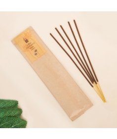 Hand Rolled Vanilla Ylang Ylang Incense/Agarbatti (Pack of 10 sticks). Chemical and toxin free. Natural herbs, roots & essential oils. Long-lasting fragrance.