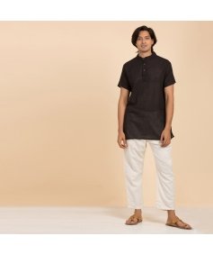 Isha Life Men’s Cotton Hemp Kurta. Black. Half sleeves. Minimalist design. Natural fibers.